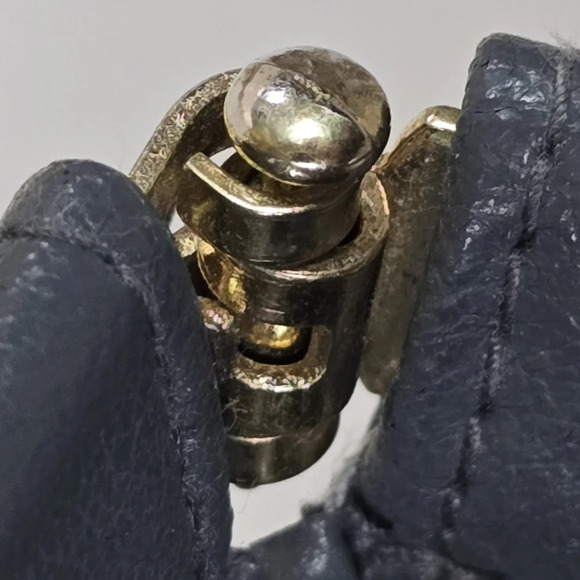 Vintage 1980s Dark Gray Clutch Purse by Bag Bazaar • Facile Frame - Picture 6 of 6